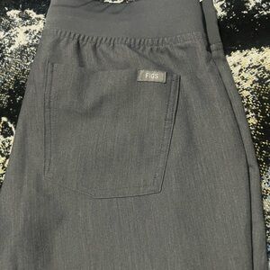 FIGS Zamora Jogger Scrub Pants Women